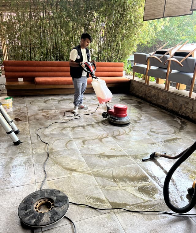 Tile Cleaning Service in Kathmandu 